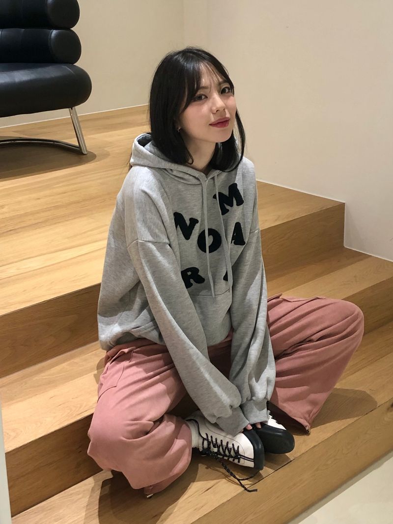 Common over-fit hood T
