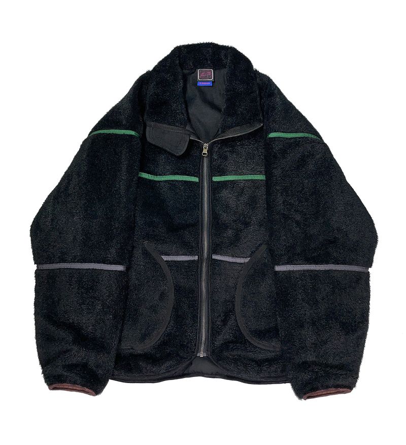 Line taping faux fur mustang