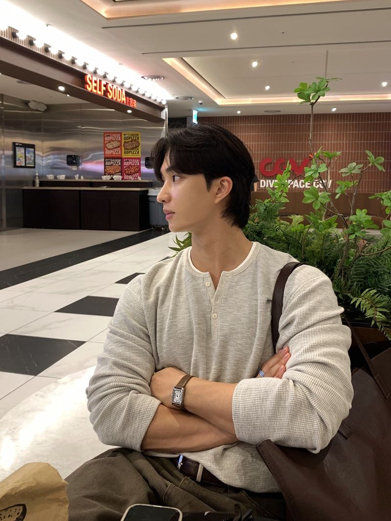 LOOKPLE（ルックプル）の「Look Rogane Color-Block Layered Henley Neck Waffle Long Sleeve T-Shirt（Tops）」