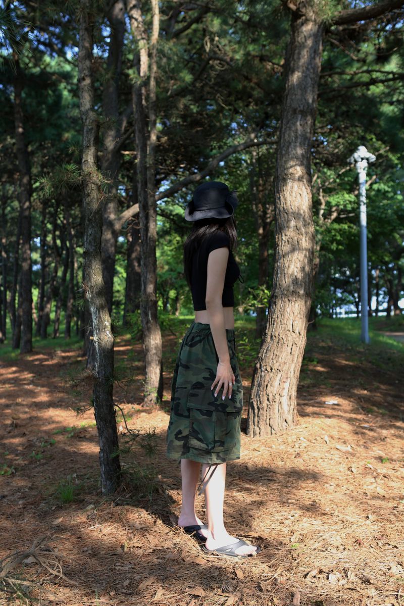 CAMO WIDE BERMUDA CARGO PANTS