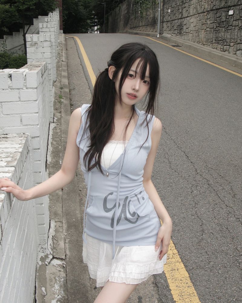 [made] forte halter hooded sleeveless
