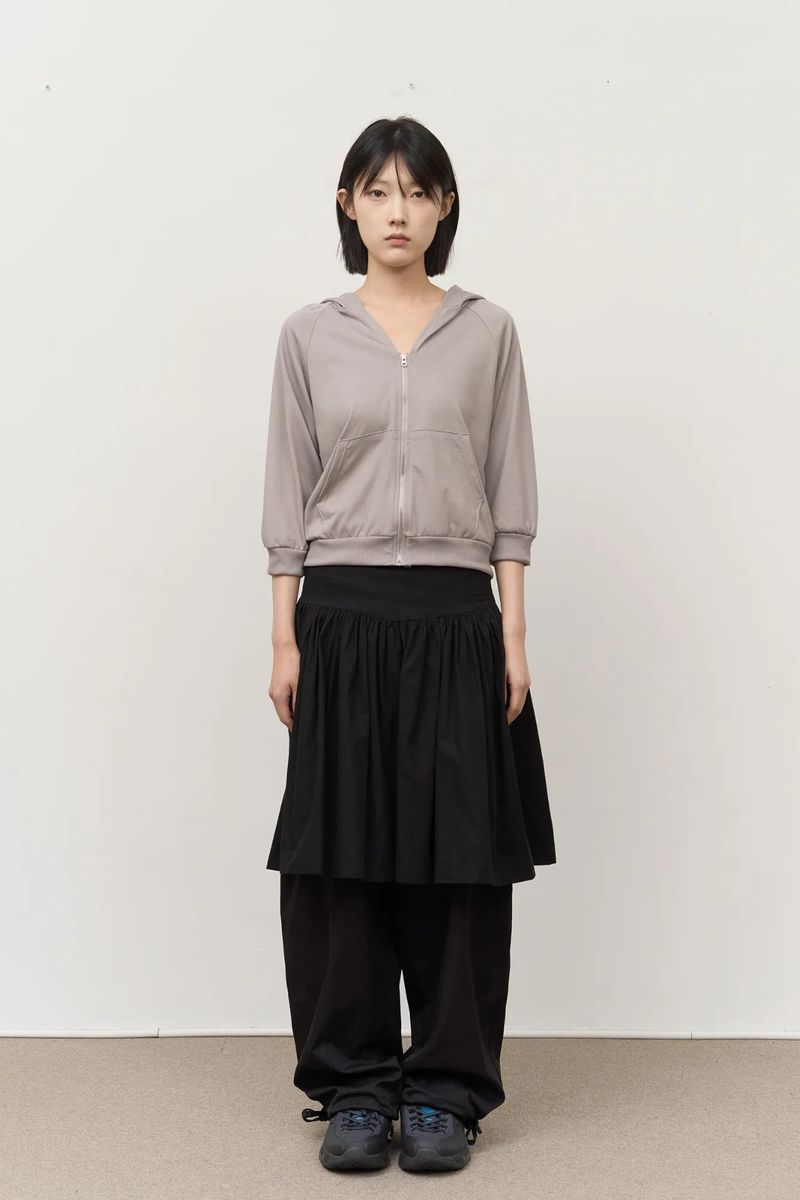 (W) Mond Hooded Zip Up