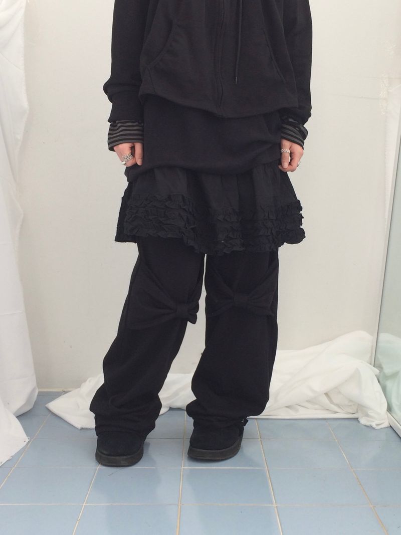 Double ribbon knee-point pants
