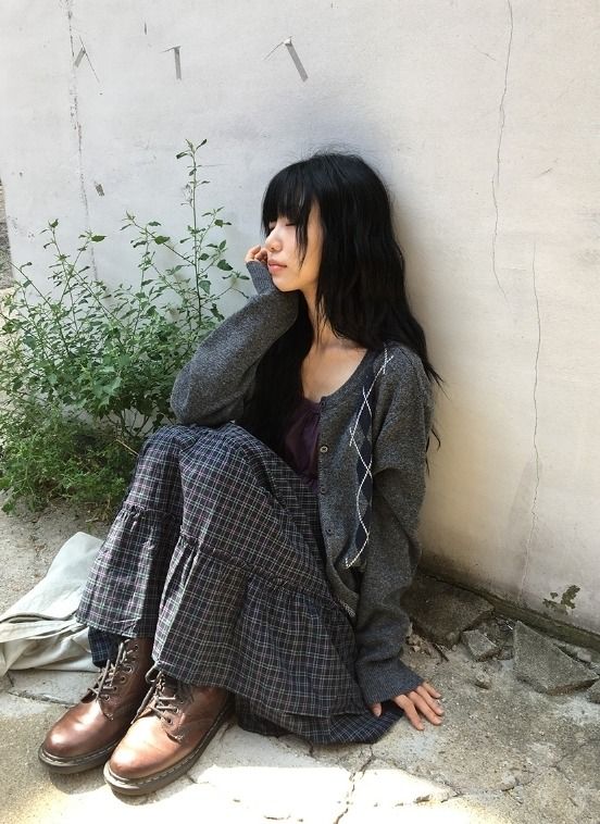 26FW★ [BAONHAUS] Nea Round-Neck Argyle Cardigan