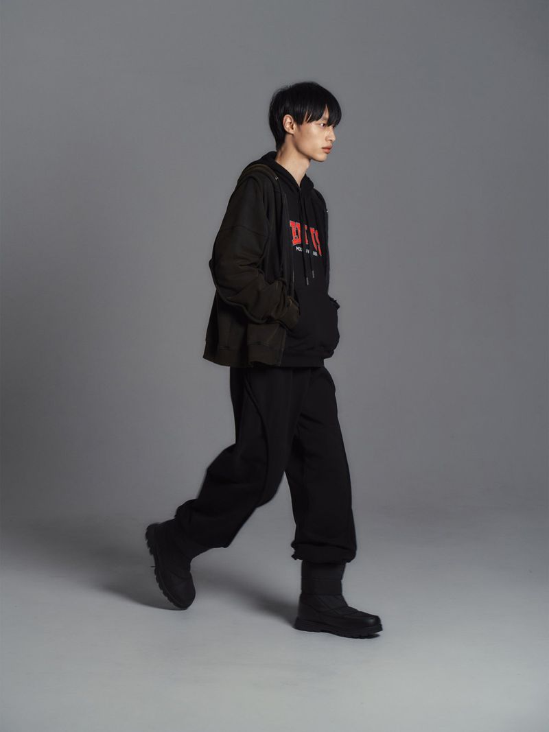 MODERN VOYAGER HOODIE [Black]
