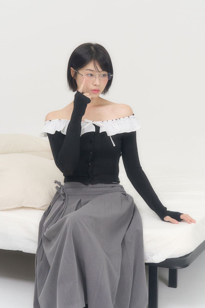 FRILL CROP CARDIGAN (BLACK)