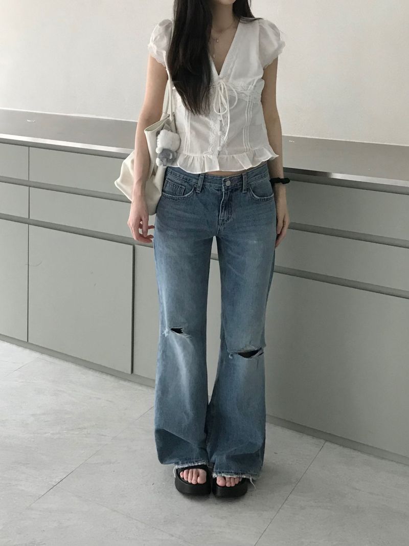 Pinter Lace Blouse (one color)