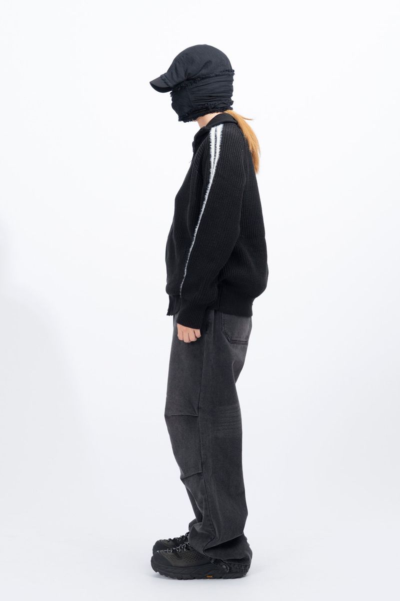 Tiny Hairy Line Knit Zip Up