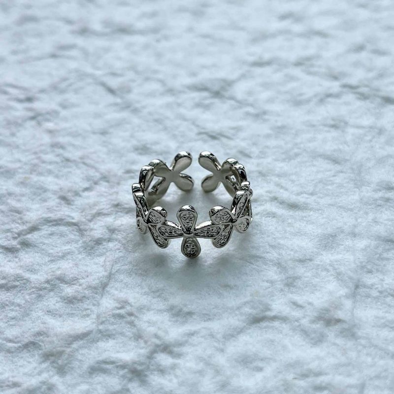 Floral Openwork Ring