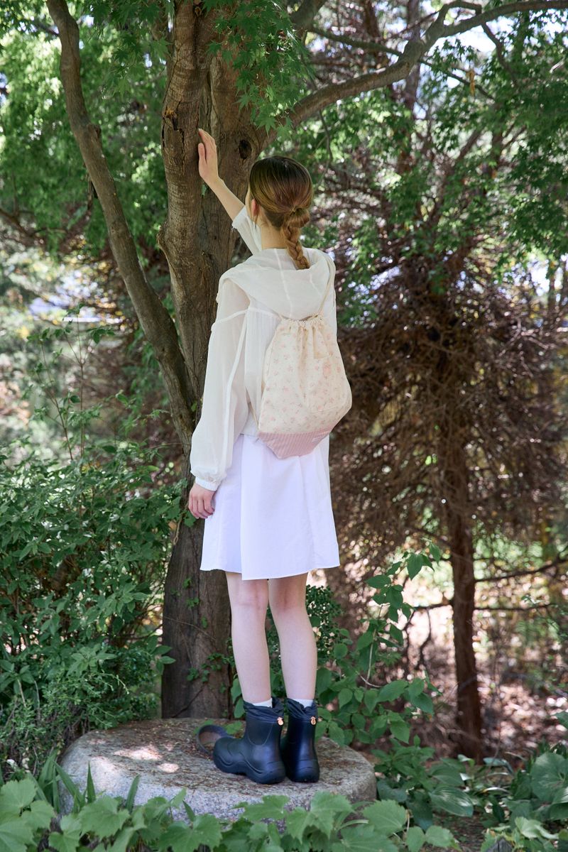 ROSE POCKET BACKPACK (2 COLORS)