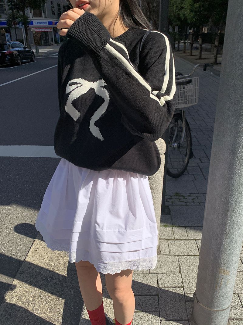 [MADE] Epo Lace Mini Skirt