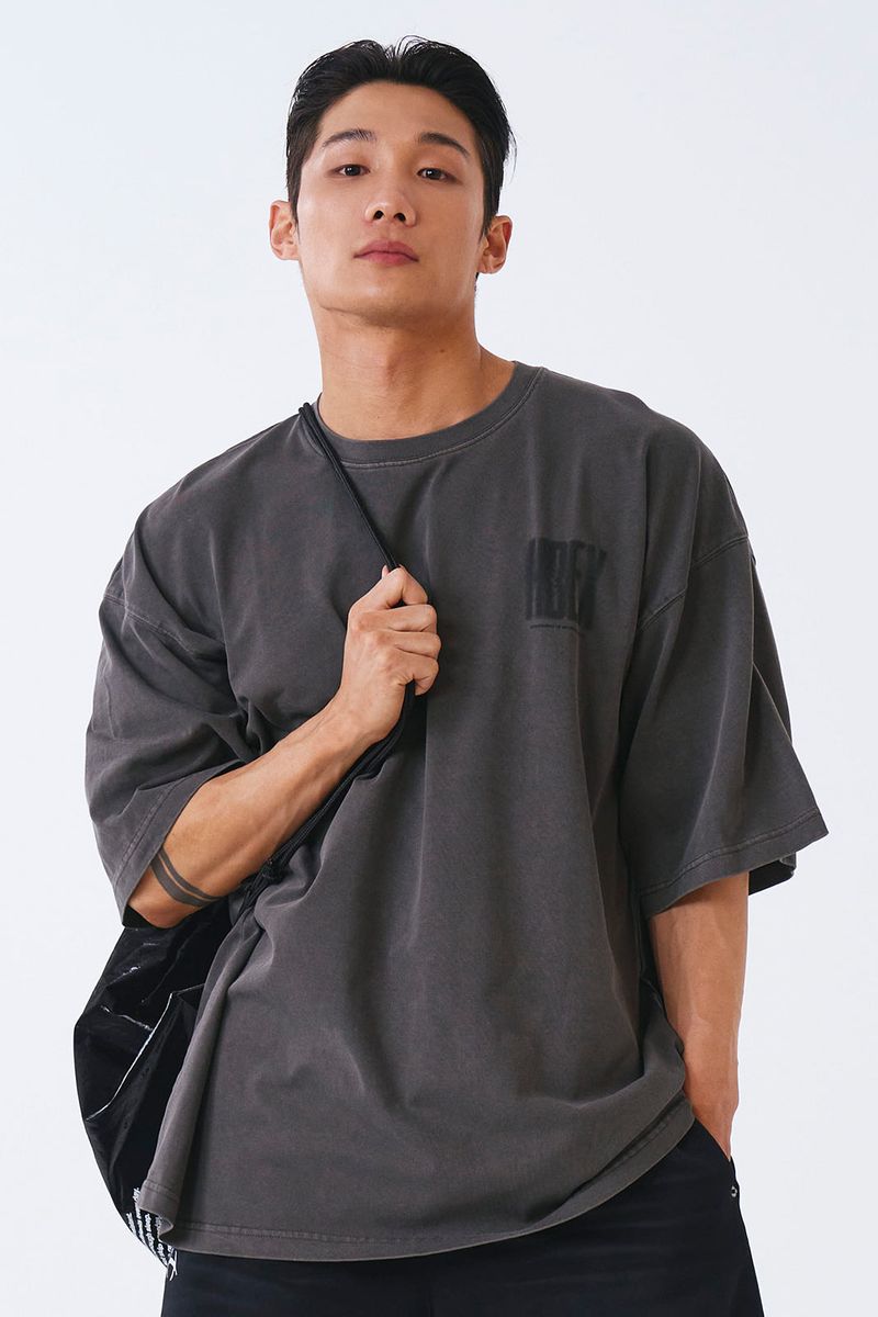 Crack Printed Pigment Short Sleeve Pigment Charcoal