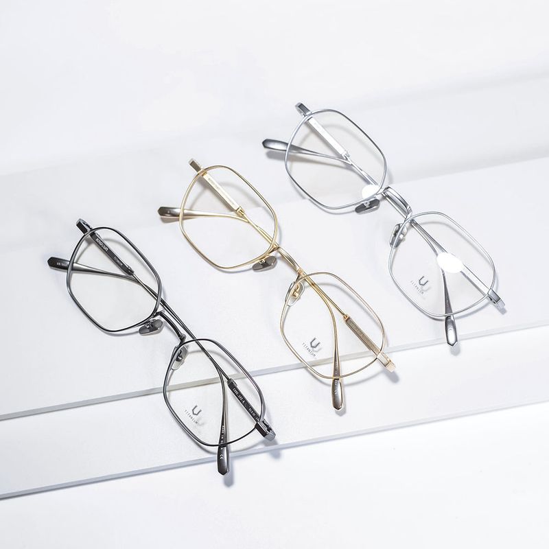 Knouun Square titanium glasses CODE. 102. A Yellow Glod