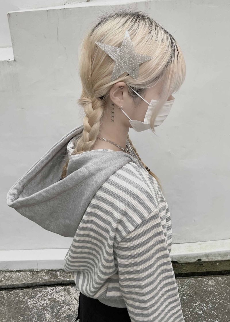 myorang（ミョラン）の「y2k グリッターパールスターヘアピン (2color)（ヘアアクセサリー）」