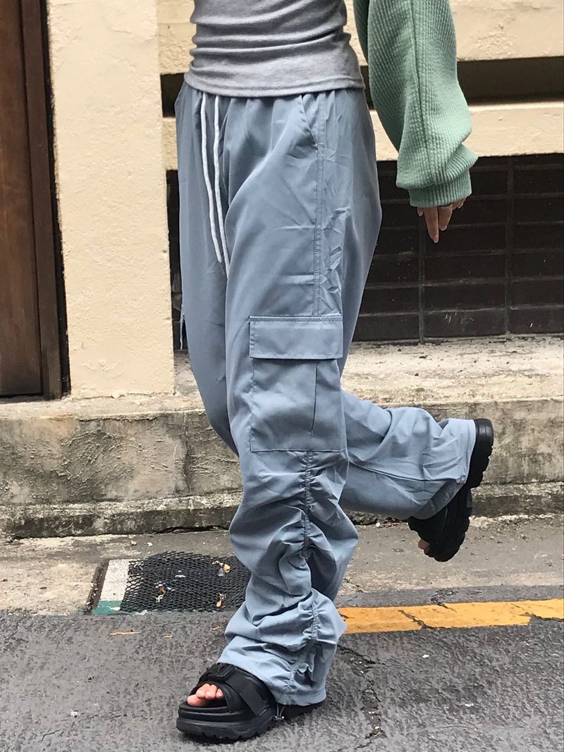 Arco iris（アルコイリス）の「Crescent shirring cargo pants（Pants）」