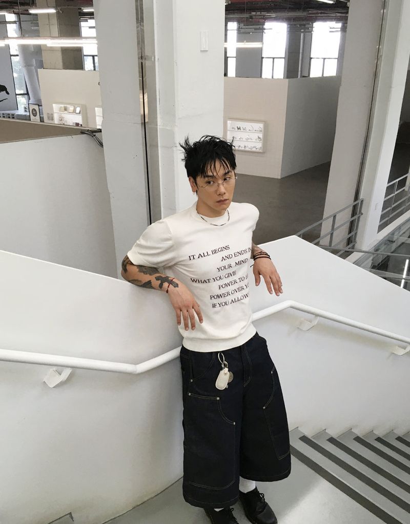 HOLY IN CODE（ホーリーインコード）の「No.1338 lettering round half KNIT (5color)（Tops）」