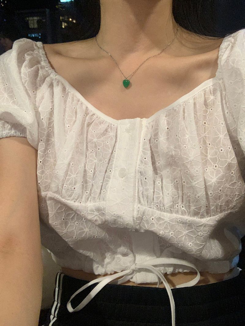 [MADE] CAROT FLOWER PUNCHING CROP BLOUSE