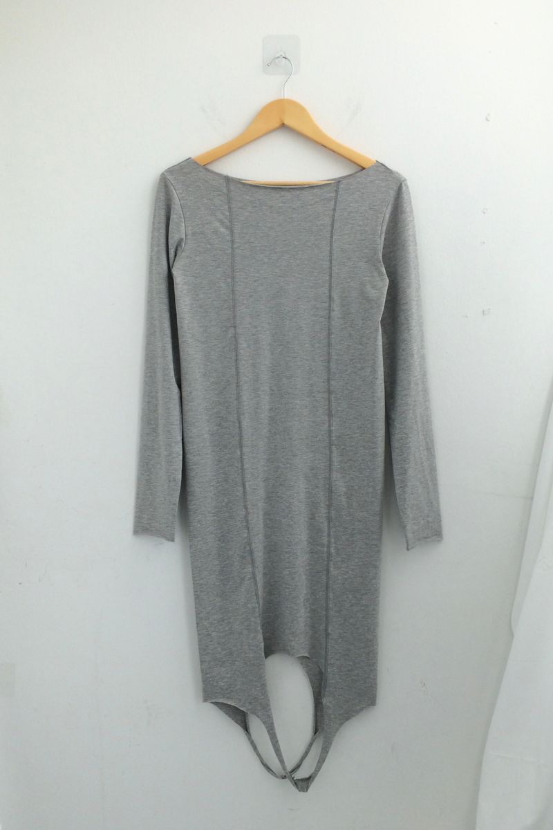 loose fit round sleeve