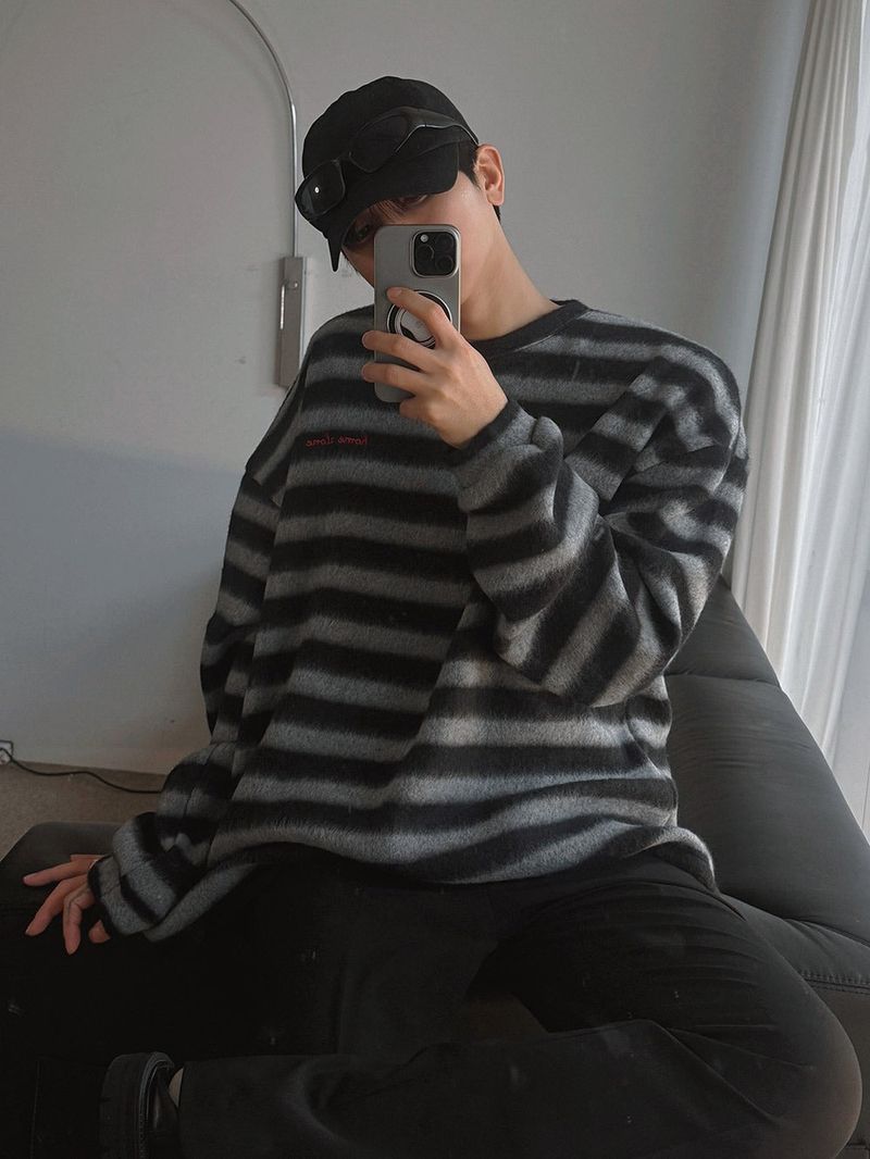ASCLO（エジュクロ）の「Fluffy Lucy Fleece Border T Shirt (3color)（Tops）」
