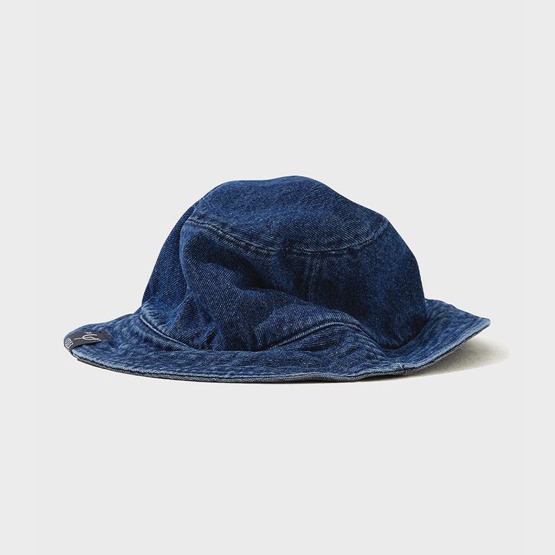 FFEFFSTUDIO（フェフスタジオ）の「Vintage washed denim reversible bucket hat (Deep Blue/Black)（Hats）」