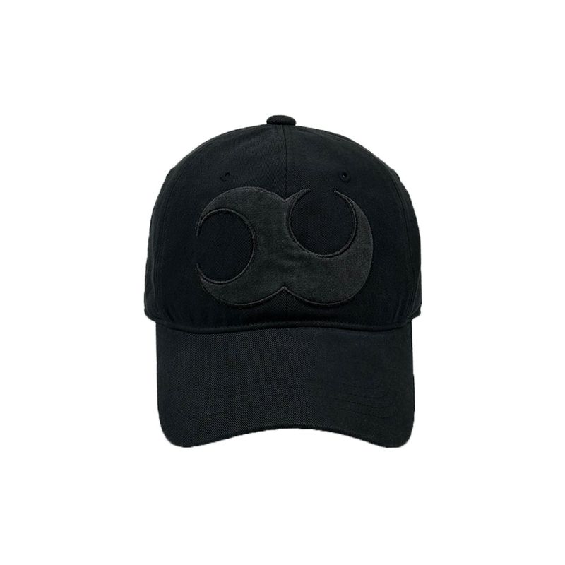 YEEU（イユ）の「BASIC LOGO WASHED BALL CAP (BLACK)（Hats）」