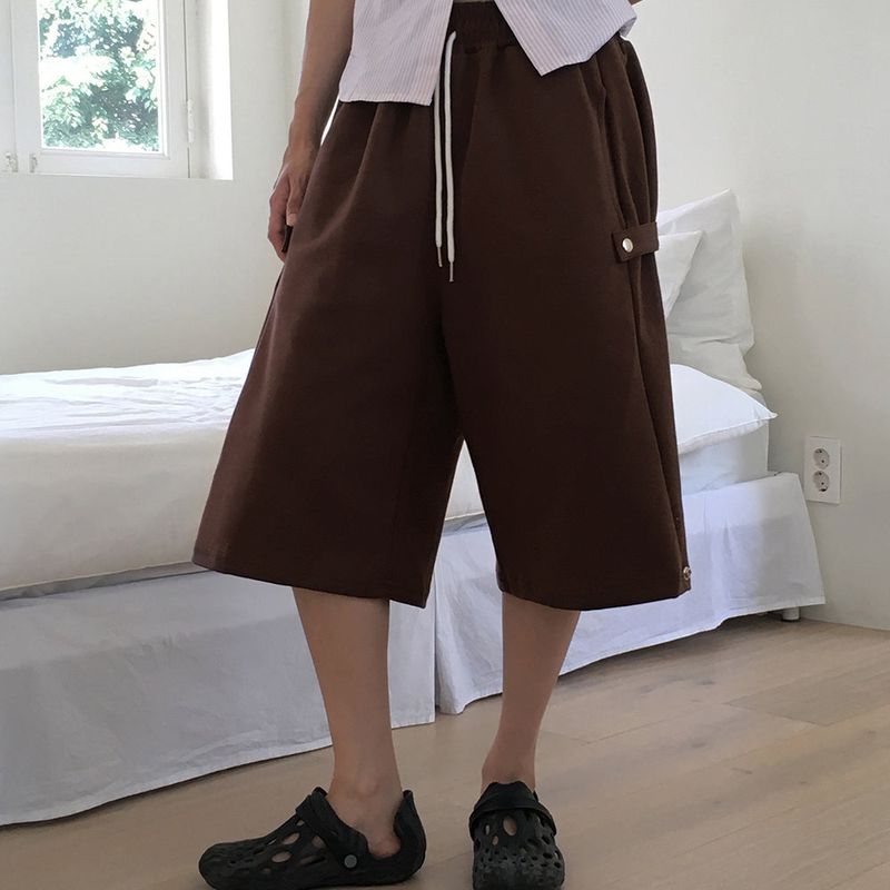 WONDER WONDER（ワンダーワンダー）の「[UNISEX] カットサイドスナップカプリバミューダパンツ（パンツ）」