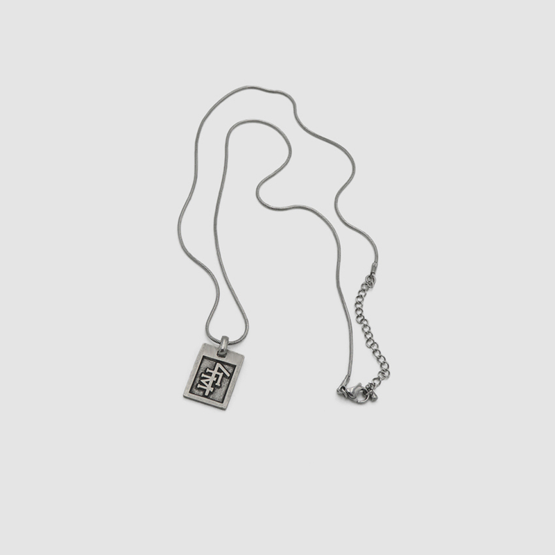 4FM LOGO NECKLACE