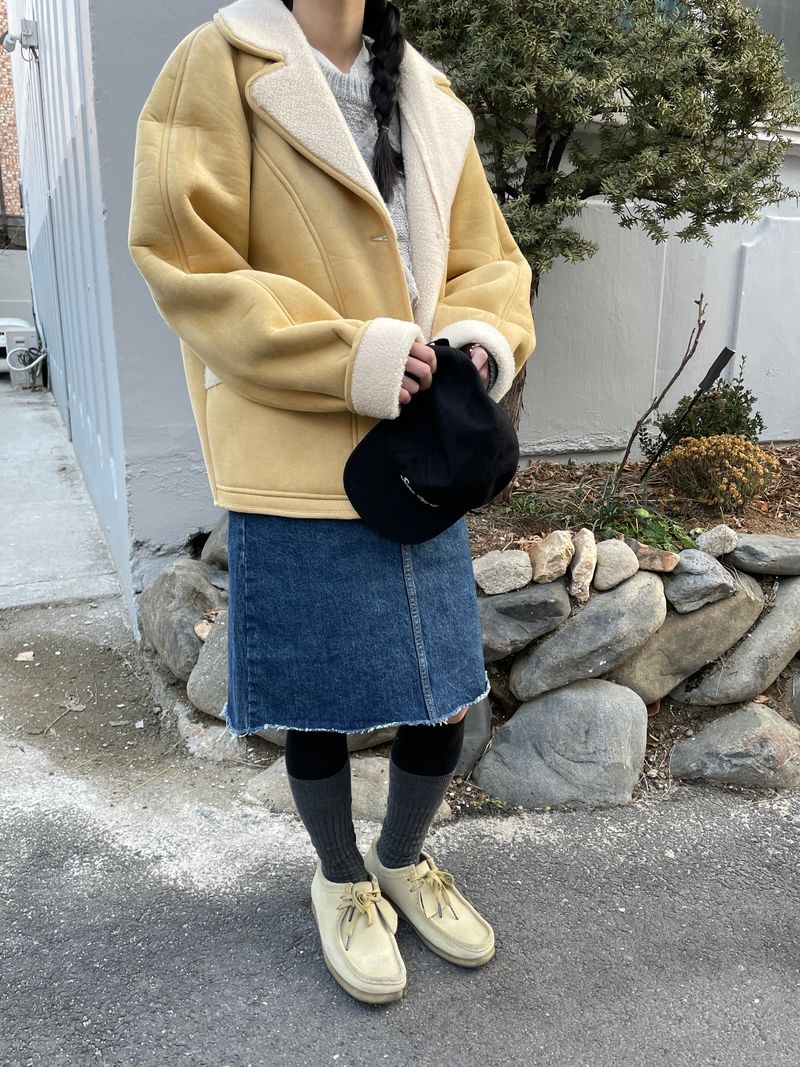Neat midi denim skirt 