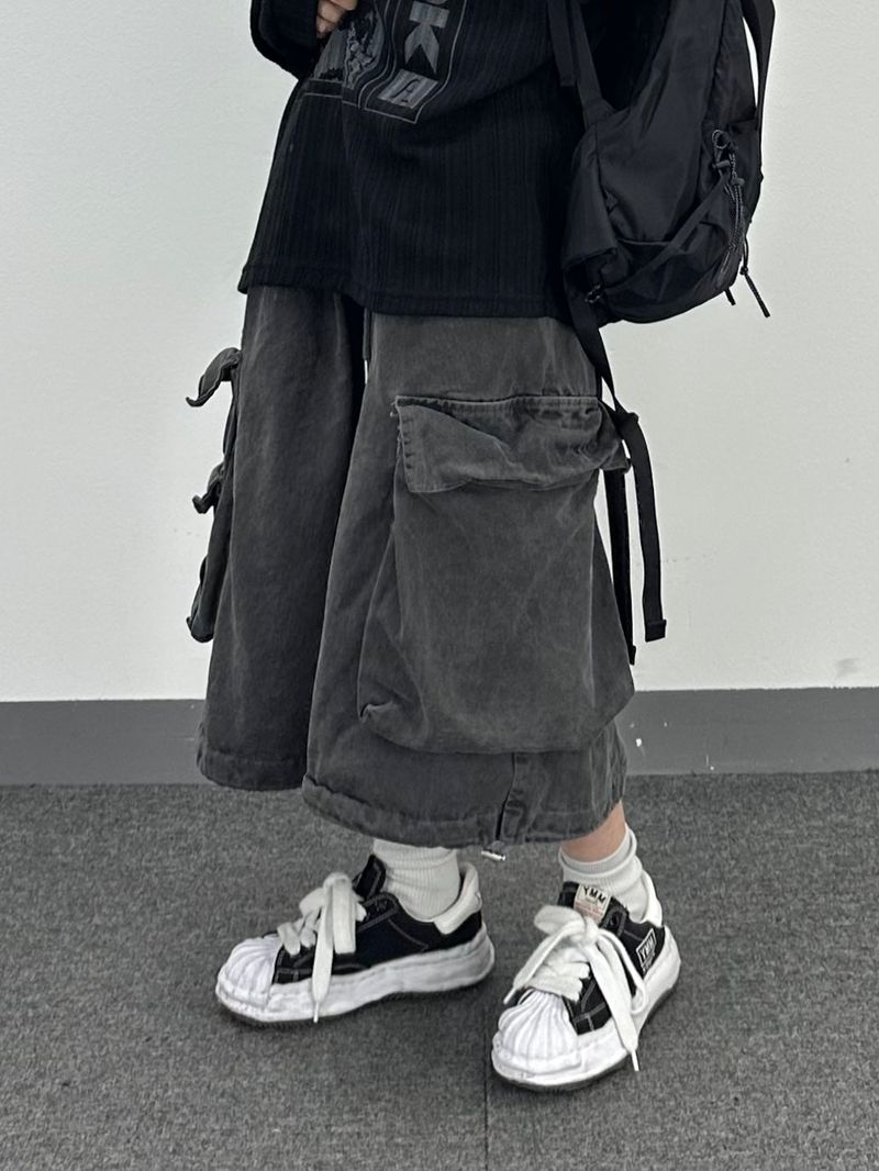multi pigment bermuda pants