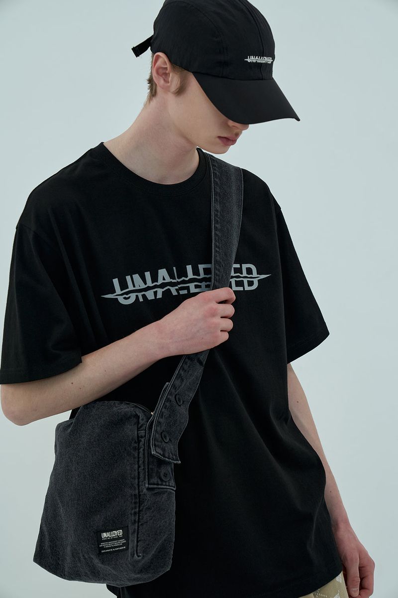 SCRATCH LOGO T SHIRT
