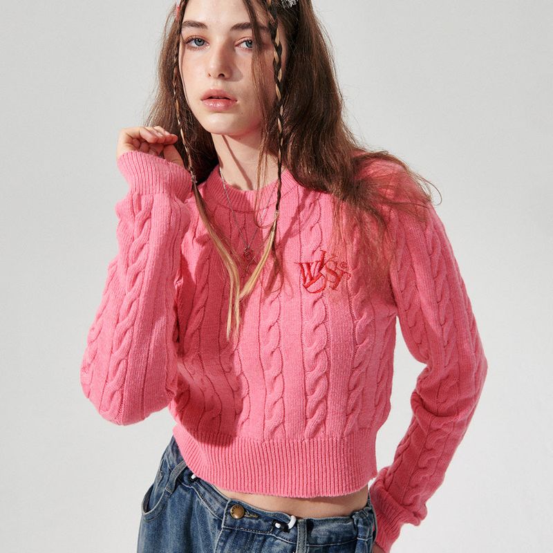 wonder visitor（ワンダービジター）の「Logo Crop cable knit [3 Color]（Tops）」