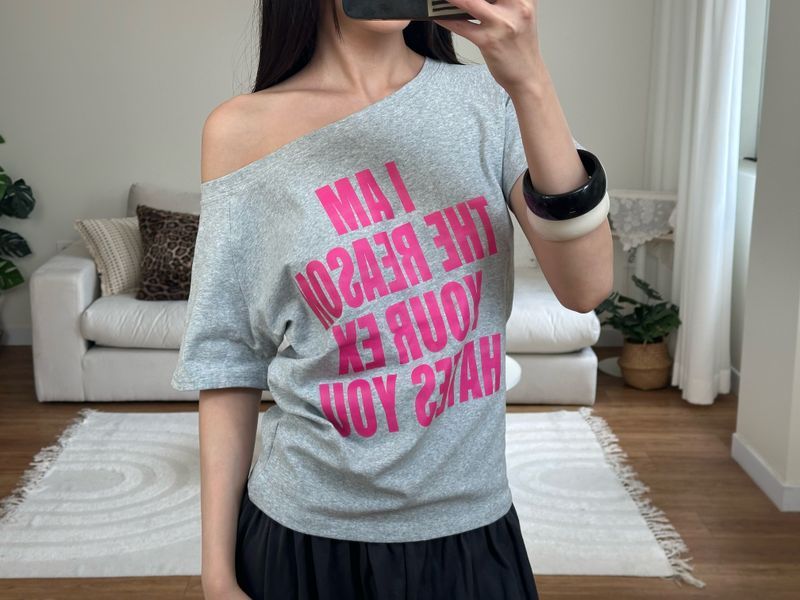 hot topic tee