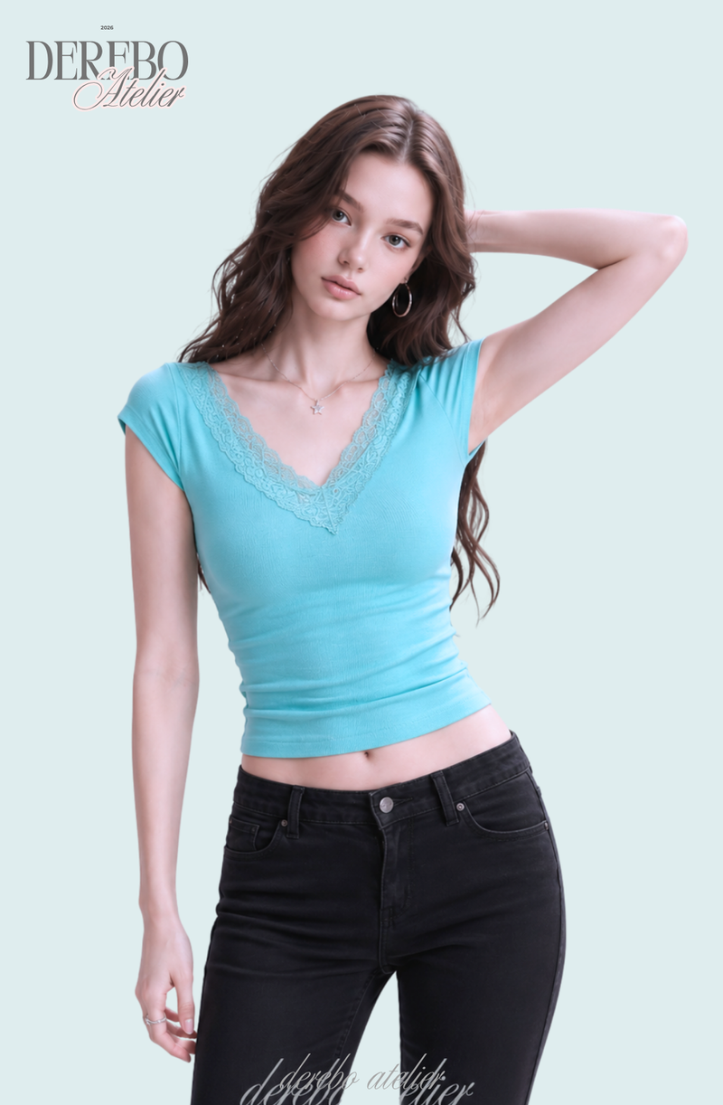 Mood Lace V Mint Short-Sleeved Top
