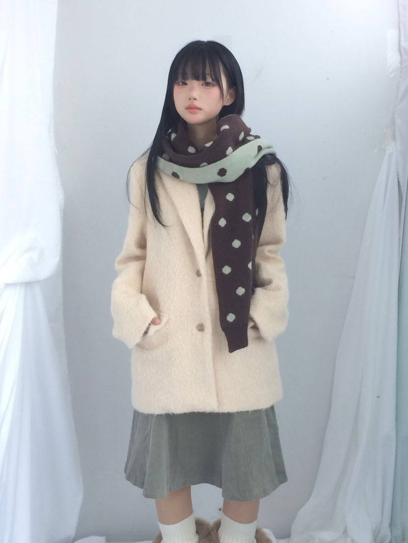 Hairy cream jacket