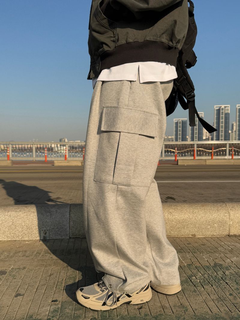 Snap cargo wide sweatpants