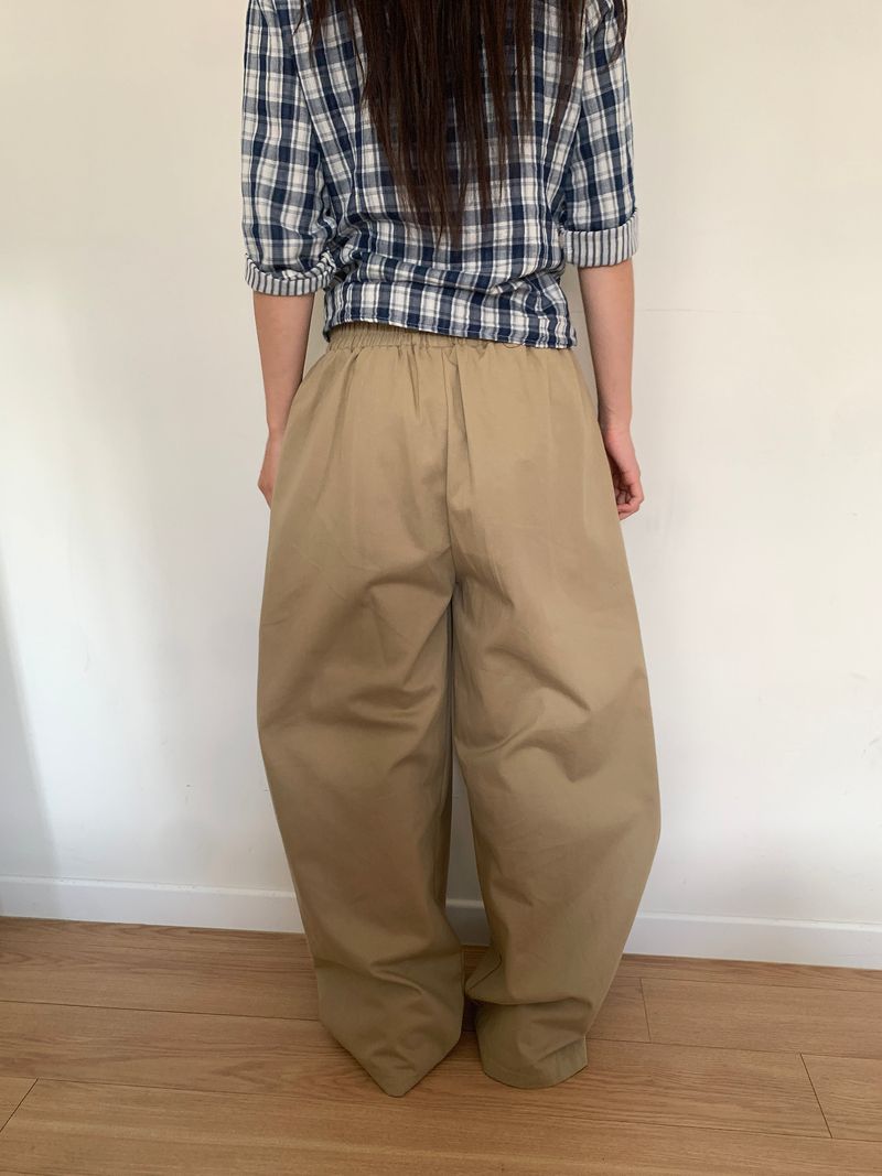 TWO PINTUCK WIDE PANTS (3C)