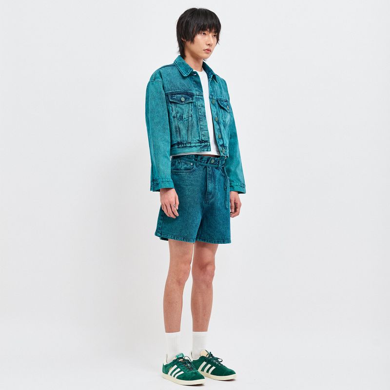SOJU DENIM CROP TRUCKER JACKET