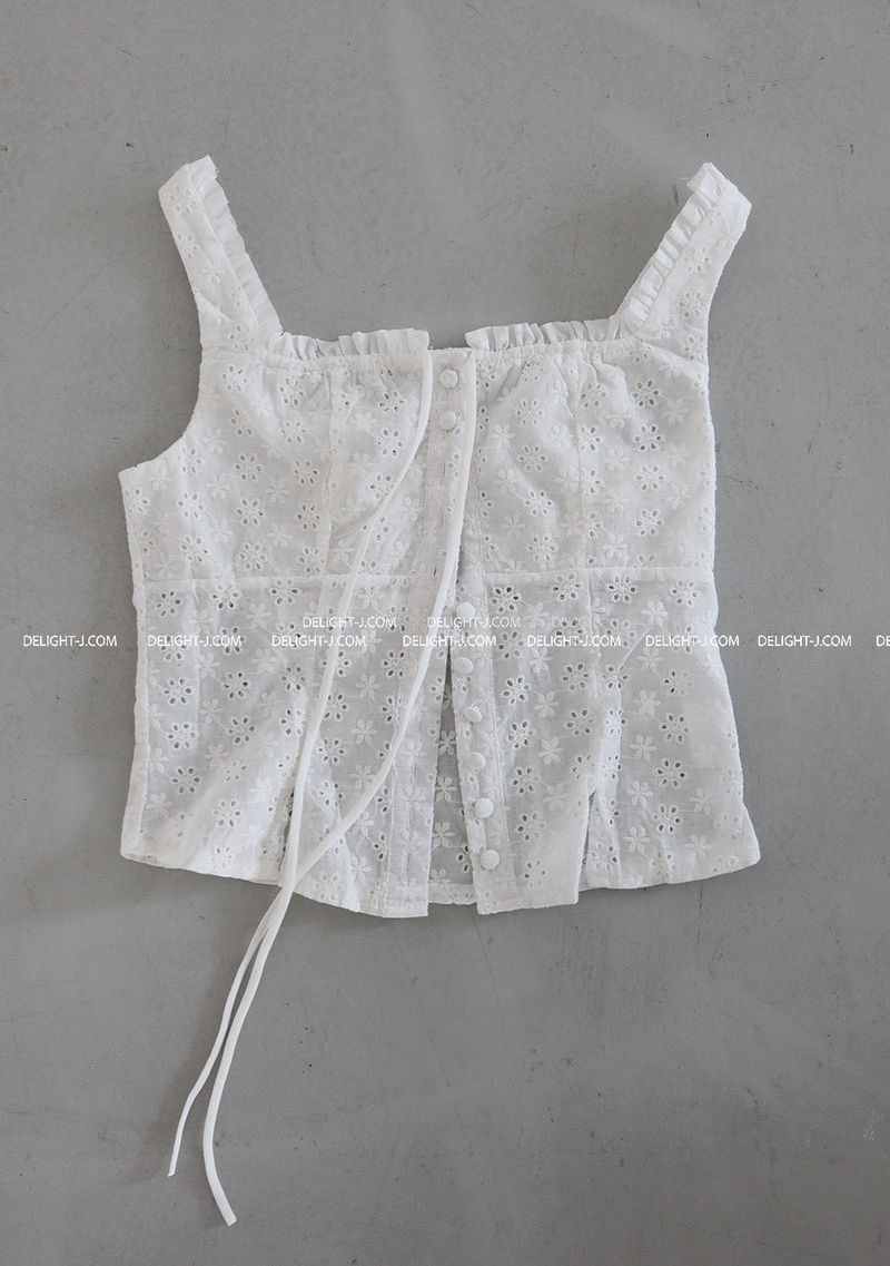 a bean button punching bustier blouse