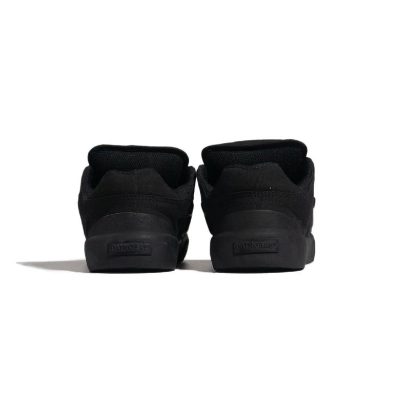 Patrobas Bulky All Black Sneakers