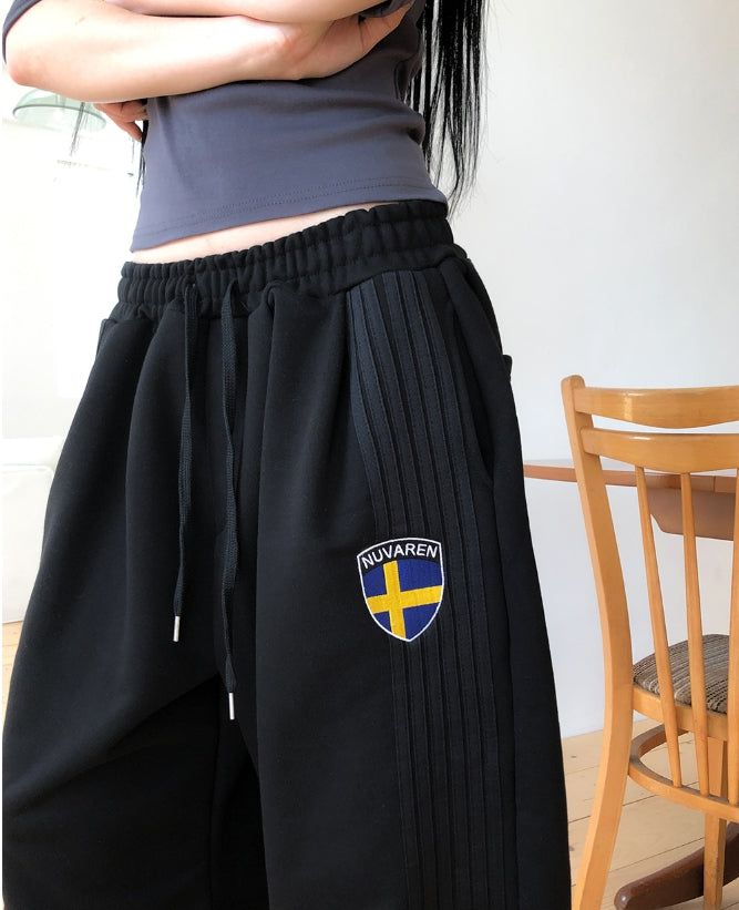Nub Track Patch Bermuda Pants