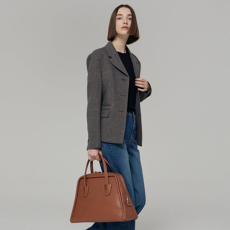 BORDER BAG LARGE BROWN