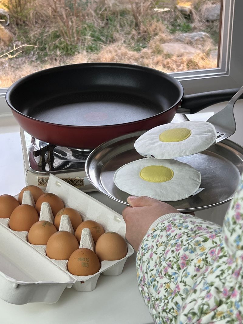 The weight of a fried egg
