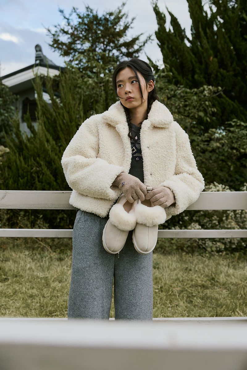 Toasty Fur Shoes - Beige