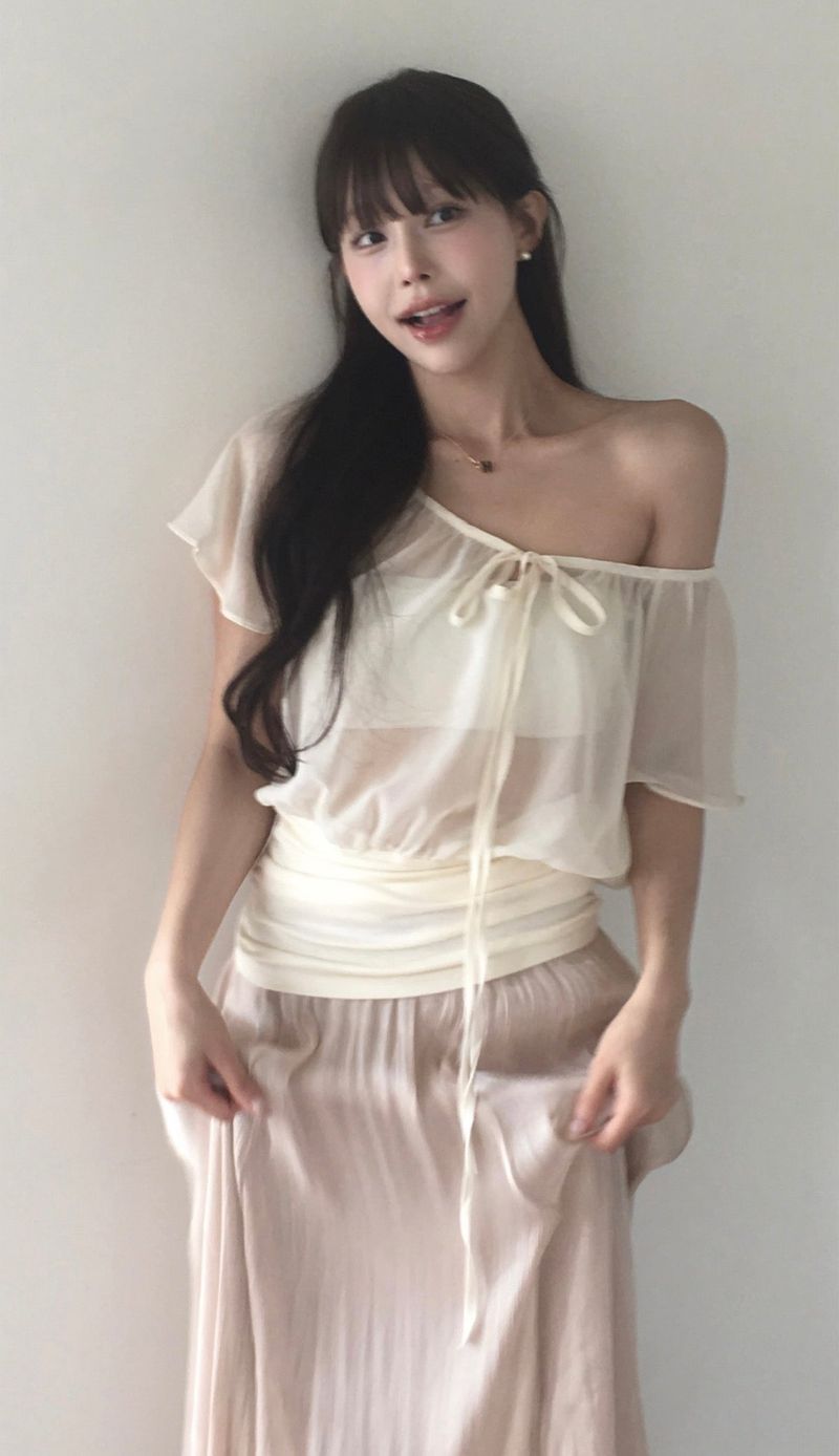 cloudemotion（クラウドエモーション）の「[ shimmer ] forget-me-not chiffon drape loose blouse（Tops）」