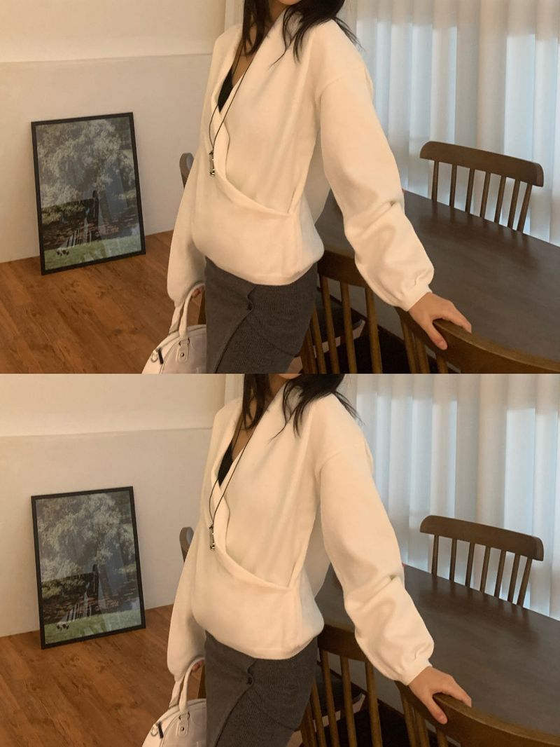 Melli Loose-Fit Wrap V-Neck Hidden Snap Knit Top