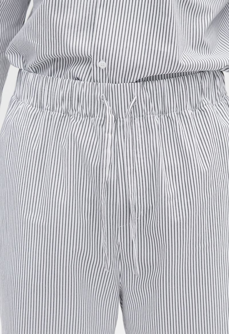Stay Stripe Pajamas Long Set (3 Colors)