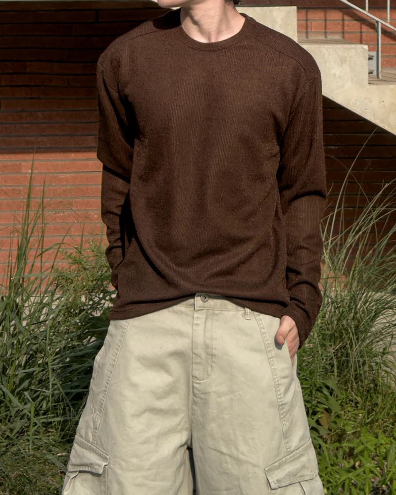 Roen wide cut shoulder knit