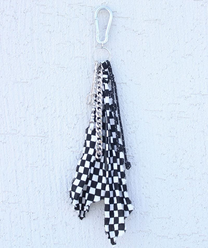 checkerboard chain keyring