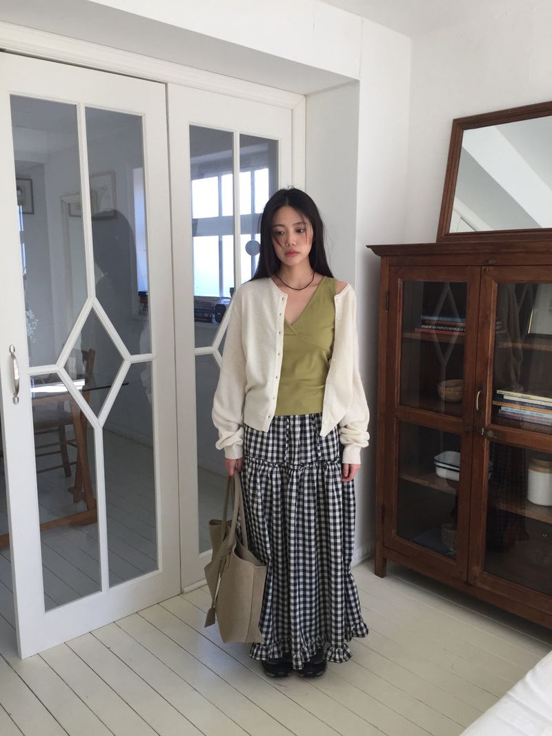 DUGGY(ダギー)の「Engadin Round Cardigan (6Colors)(Tops)」