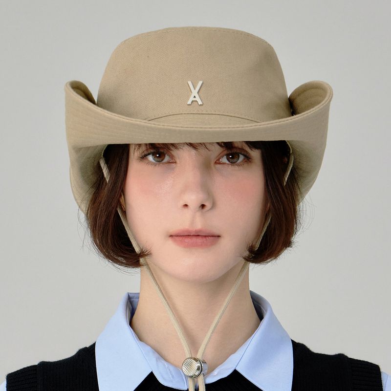 VARZAR（バザール）の「VA Stud Safari Bucket Hat  / Beige（Hats）」